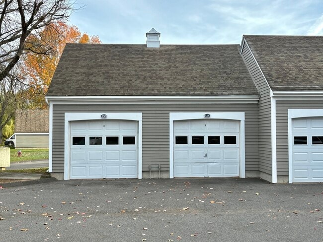 Building Photo - 128 Georgetown Dr