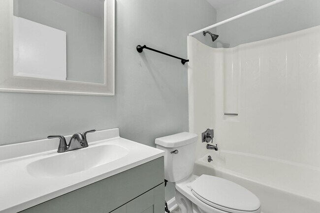 Building Photo - 216 Parlor Dr