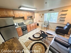 Building Photo - Spacious attached FURNISHED studio on priv...