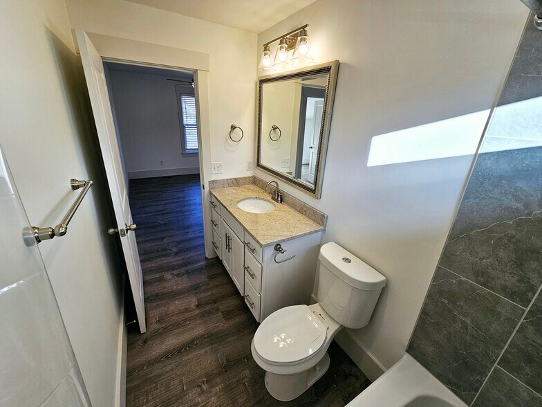 Granite sink counters. - 1219 N 7th St