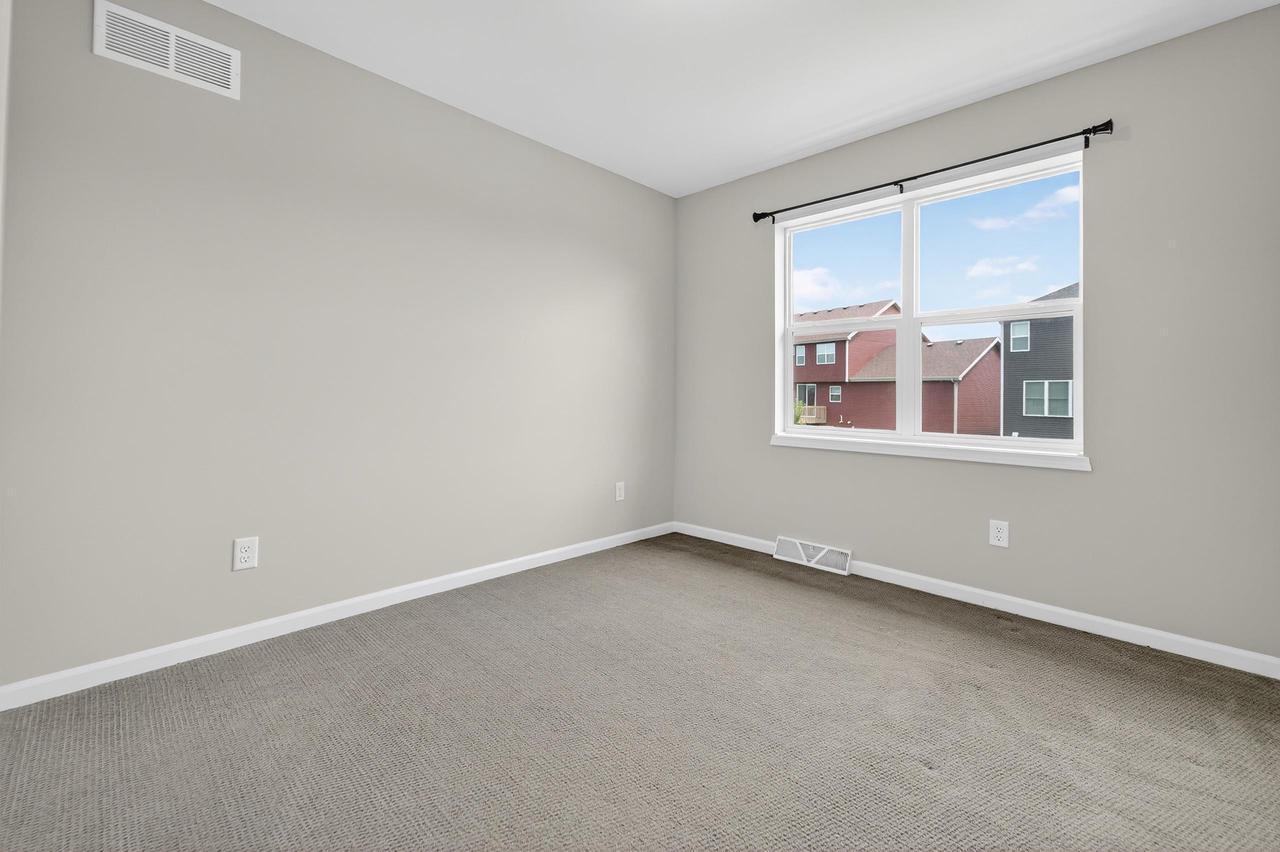Building Photo - 9720 Winter Basil Dr