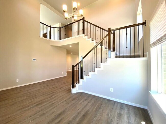 Building Photo - 29339 Red Rocks Pk Dr