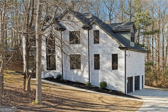 Building Photo - 6015 Canaan Woods Dr SW