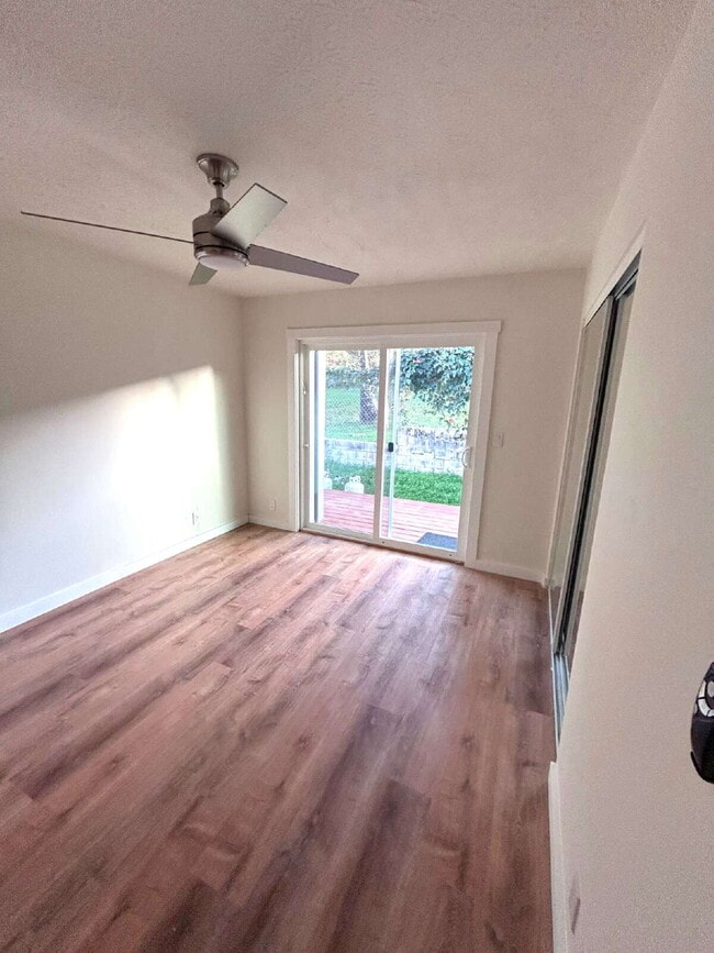 Building Photo - Available Now! 3bd/1.5ba for rent in Kapaau