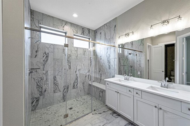 Building Photo - 4215 Haven Crest Ln