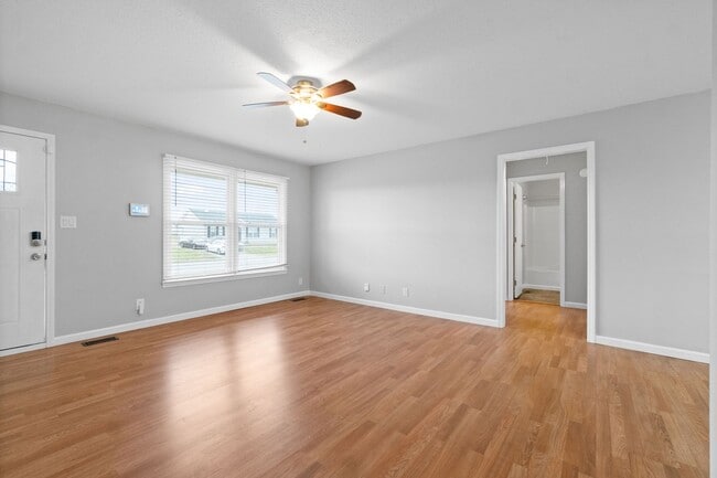 Building Photo - Nice home located next to Fort Campbell- COMING SOON!!!!