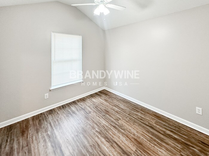 Building Photo - 5389 Sand Bar Ln