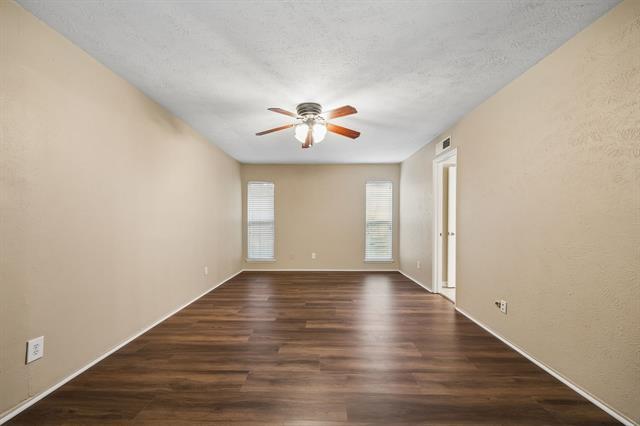 Building Photo - 940 Cherokee Trail
