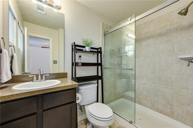 Building Photo - Beautiful Three Bedroom Home for Rent in Chaparral Crossing