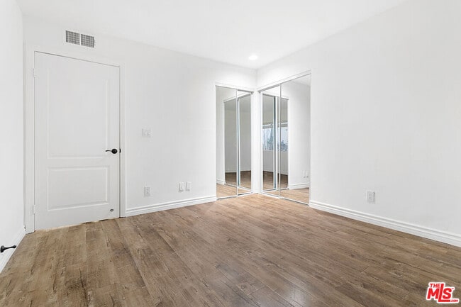 Building Photo - 1255 Federal Ave