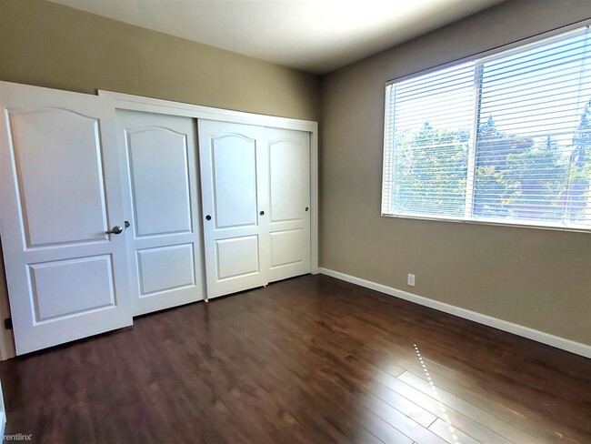 Building Photo - 1 br, 1 bath Condo - 35560 Monterra Terrac...