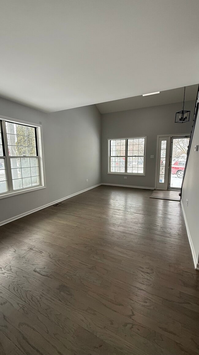 Building Photo - 3531 Princeton Ave