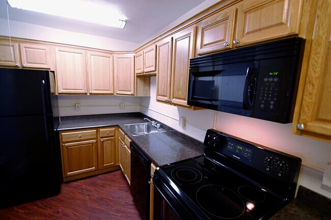 Hyde Park Apartments - Buffalo, NY | Apartment Finder