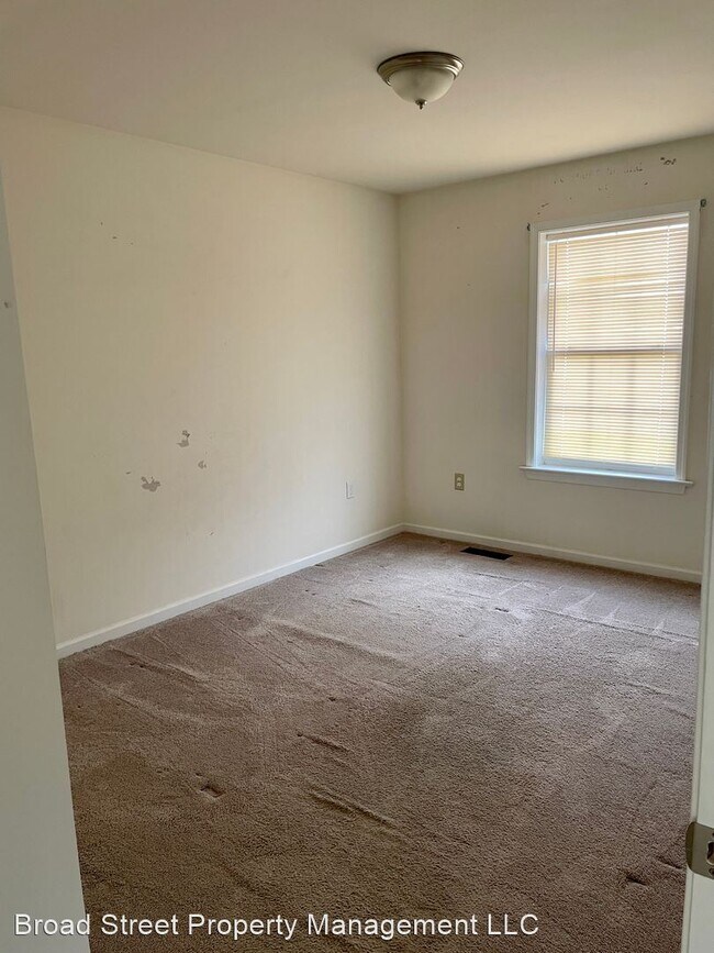 Building Photo - 4 br, 2.5 bath House - 21 Katherine's Way