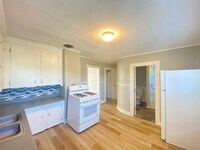 Building Photo - 4 Shedds Ave