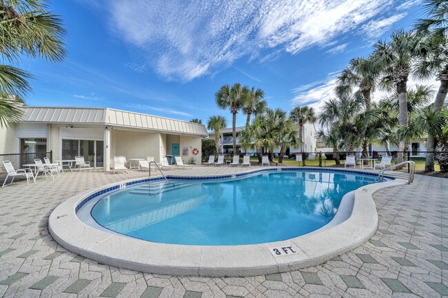 Building Photo - 2000 Scenic Gulf Dr