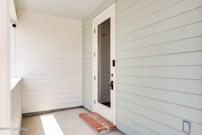 Building Photo - 124 Canvasback Dr