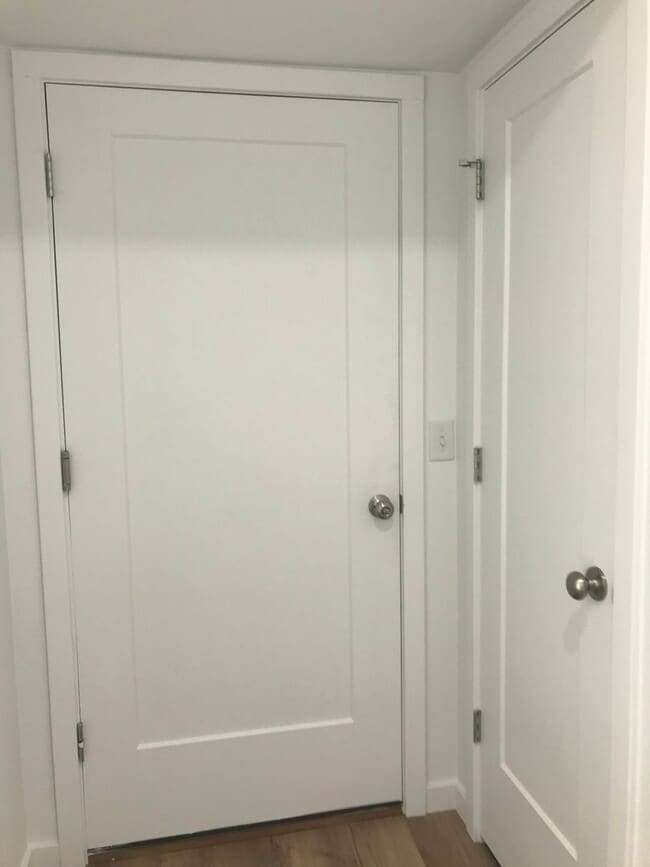 Building Photo - Executive Rental -  4 Bedroom 3 Baths