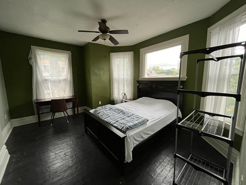 Building Photo - 3114 Terrace St