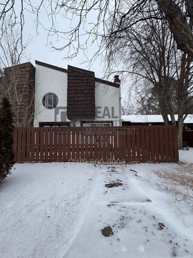 Building Photo - 118 Scotland Rd