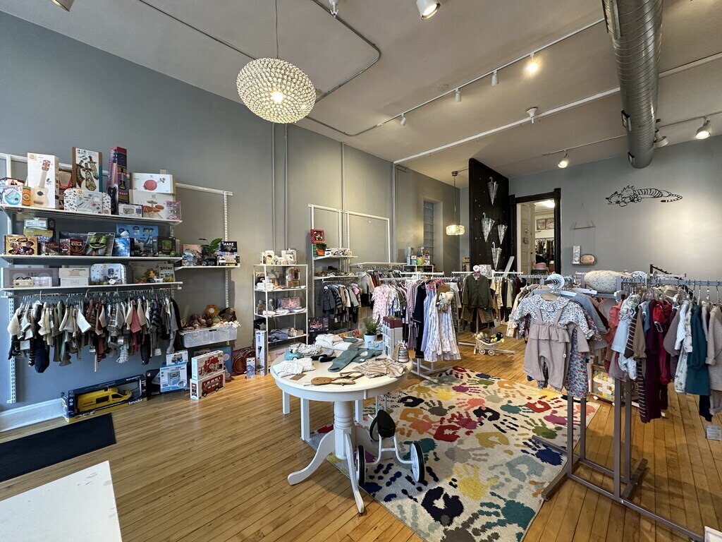 Building Photo - 3422 N Lincoln Ave