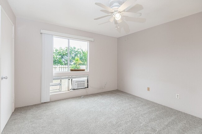 Building Photo - 92-1151 Palahia St B104