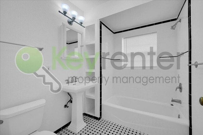 Building Photo - 3435 Trio Ln