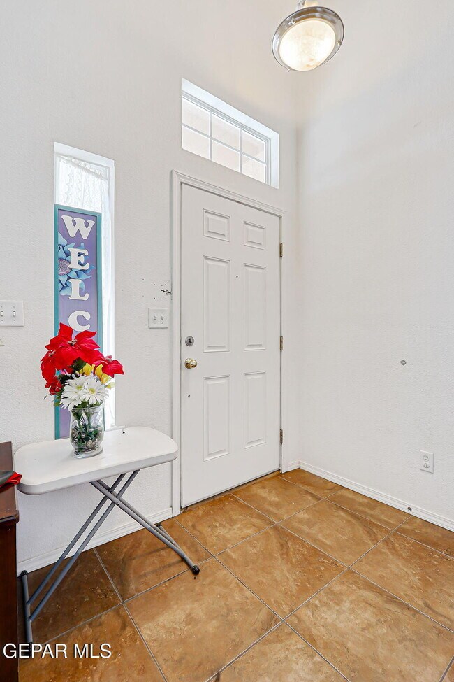 Building Photo - 12193 Sun Arbor Pl