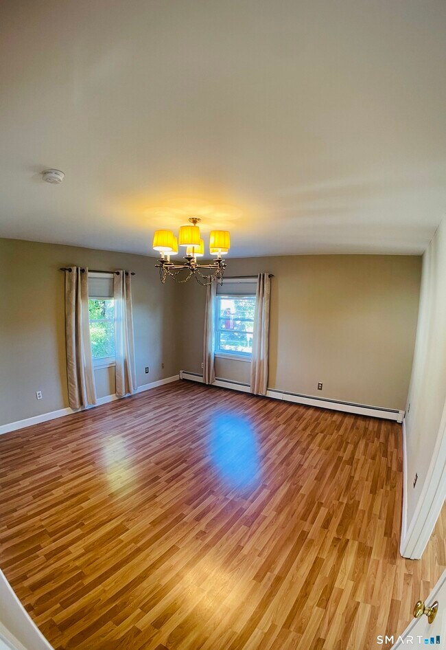 Building Photo - 632 East St