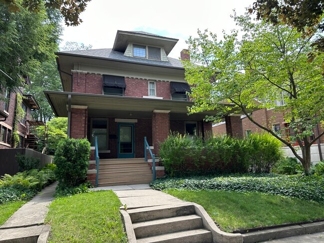 Front - 431 N Cherry St