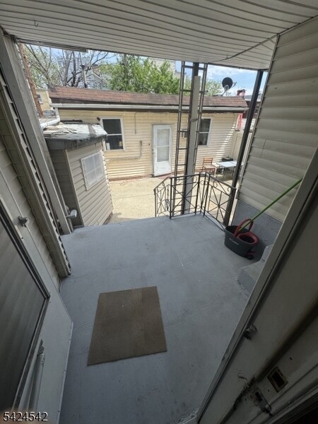 Building Photo - 95 Stone St