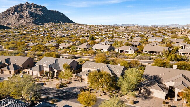 Building Photo - 11732 E Sand Hills Rd