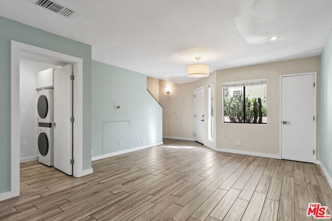 Building Photo - 1802 20th St