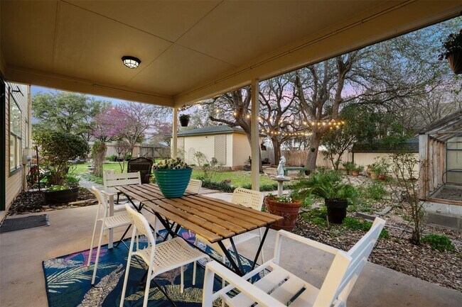 Building Photo - 7501 Vail Valley Dr
