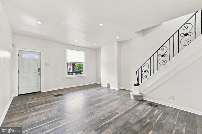 Building Photo - 5314 Osage Ave
