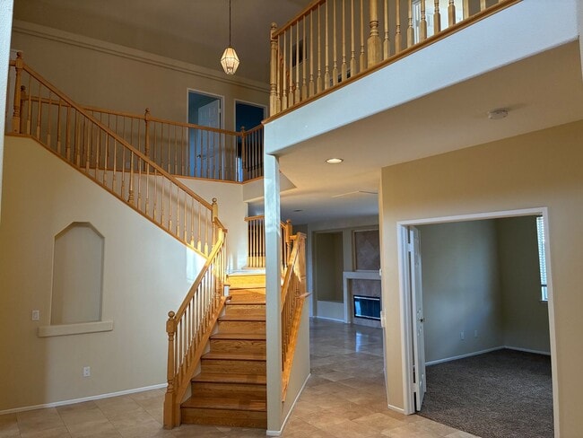 Building Photo - Stunning 4-bedroom hilltop residence nestled in the desirable upper Corona