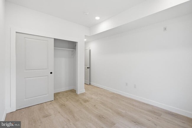 Building Photo - 2346 N 16th St