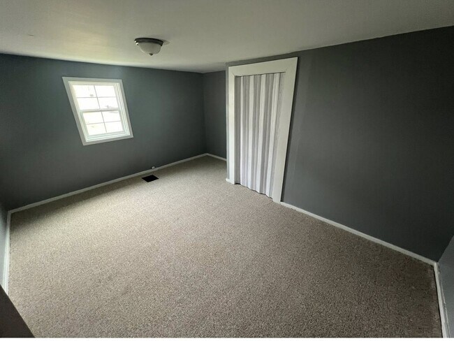 Building Photo - 431 Dryden Rd