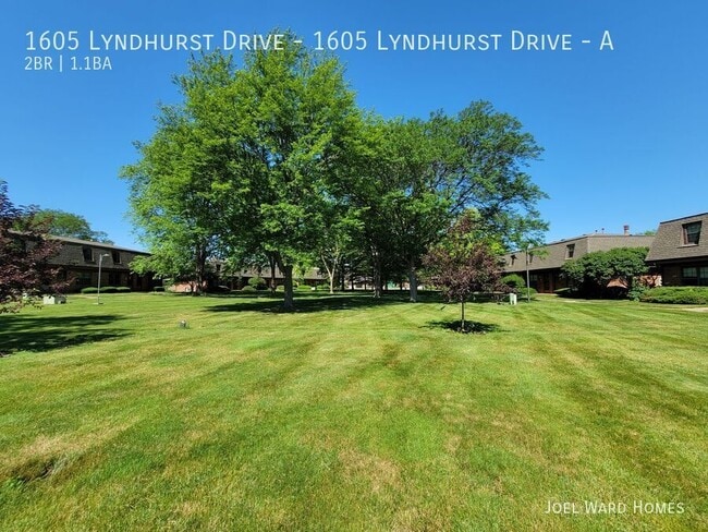 Building Photo - 1605 Lyndhurst Dr