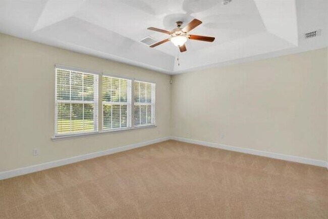 Building Photo - 10737 Sycamore Ridge Ln
