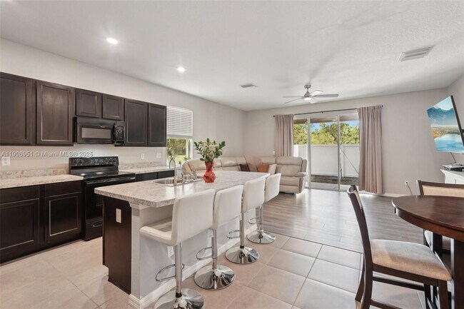 Building Photo - 508 Glenn Cross Dr