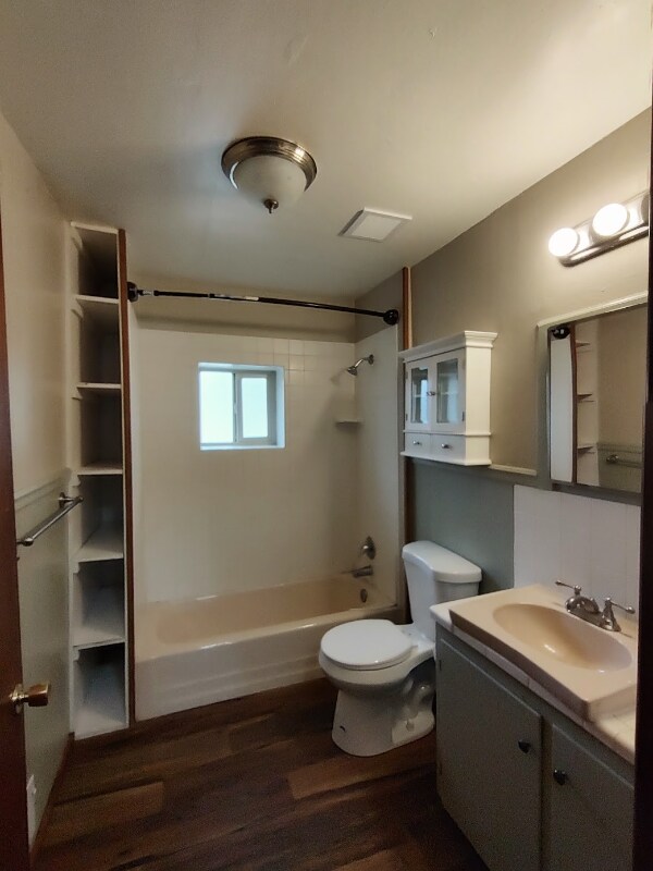 Building Photo - 723 N Shields St