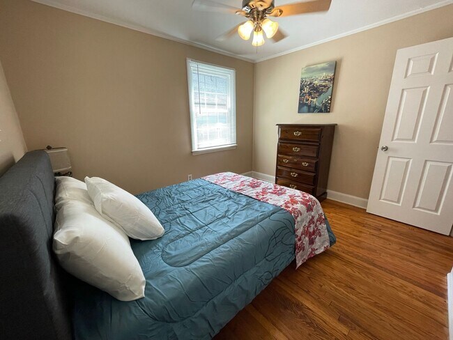 Building Photo - 406 Buie Ct