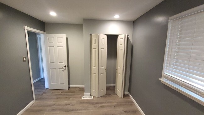 Building Photo - Clean & Affordable 2BR Home in Flint – $800 Rent