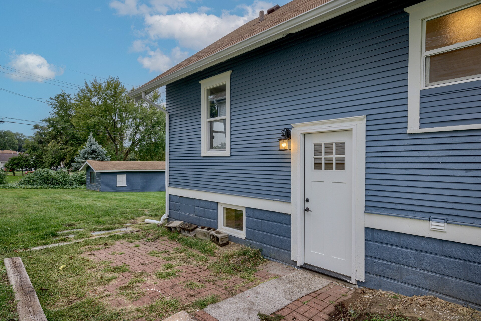 Building Photo - 1517 Z St