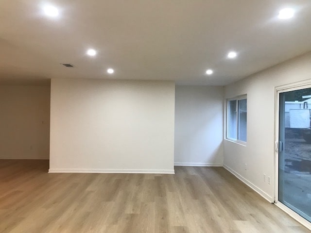 Building Photo - 13408 Glenoaks Blvd