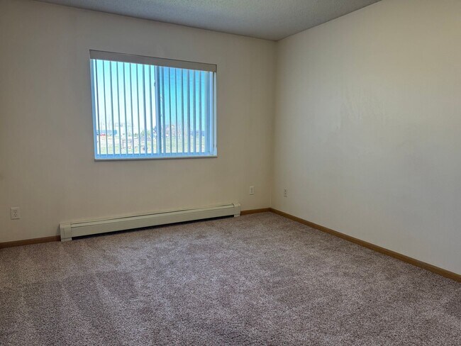 Building Photo - 4431 Calico Dr S
