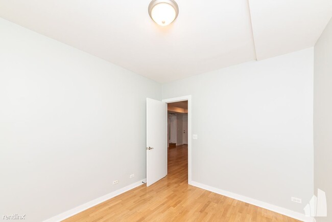 Primary Photo - 2 br, 1 bath Condo - 1501 N Bosworth Ave