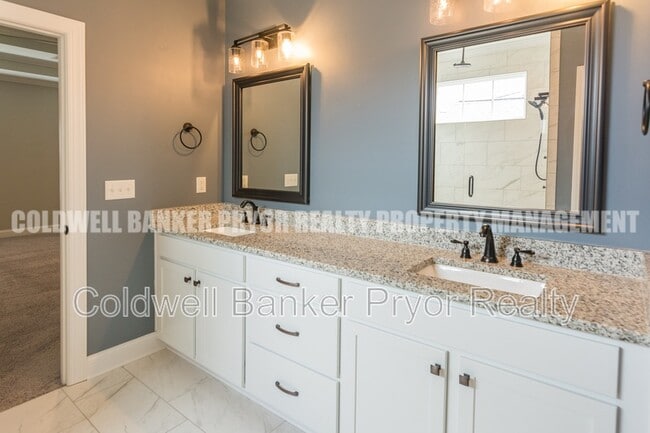 Building Photo - 3578 Red Barn Ln