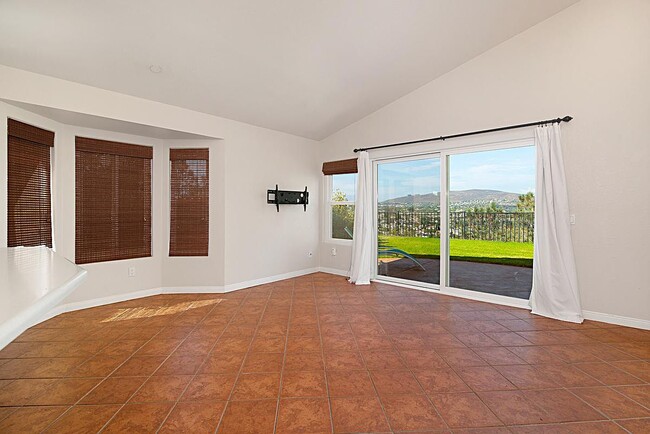 Building Photo - 1808 Avenida La Posta